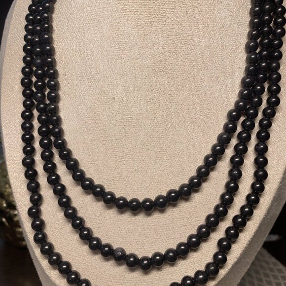 Vintage Black Jade Necklace 3 Strand w/ Magnetite & 925 Silver Clasp - Picture 12 of 12